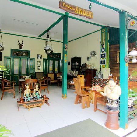 Pendopo Andari Homestay Джок'якарта Екстер'єр фото