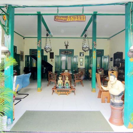 Pendopo Andari Homestay Джок'якарта Екстер'єр фото