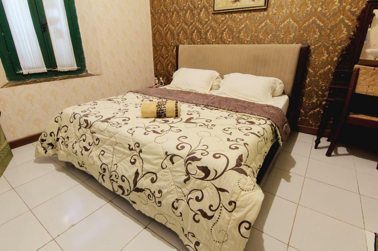 Pendopo Andari Homestay Джок'якарта Екстер'єр фото